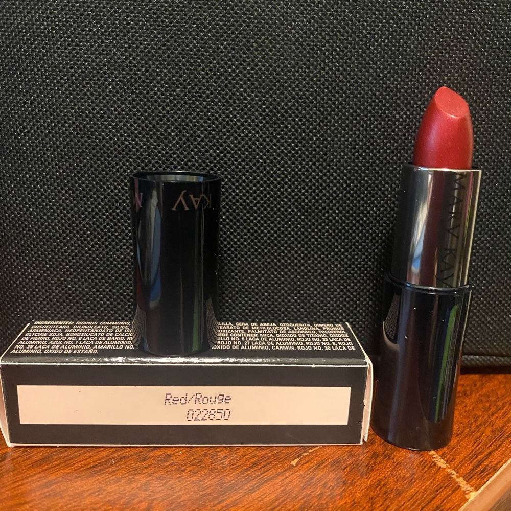 Mary Kay Creme Lipstick Color Red